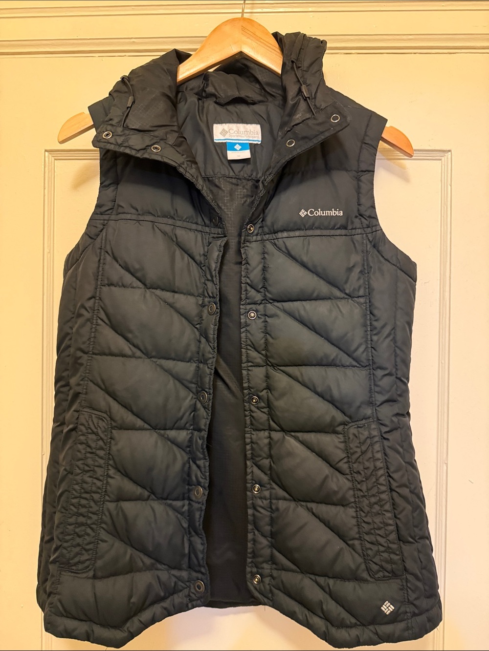 Columbia Black Quilted Hooded Puffer Vest for Women
